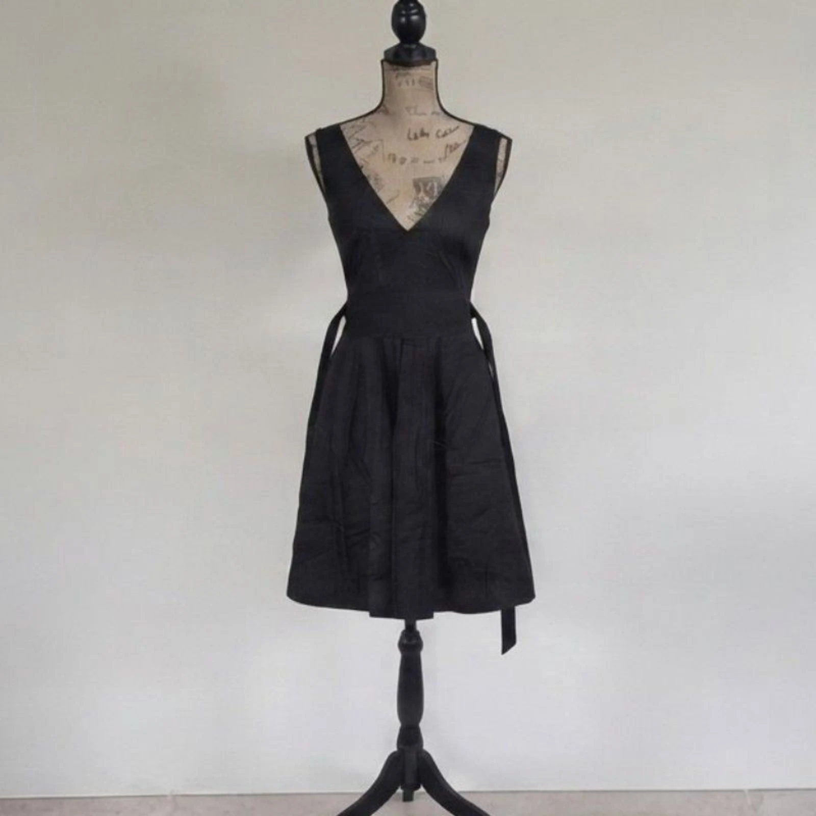 Robe satinée taille 36 très bon état